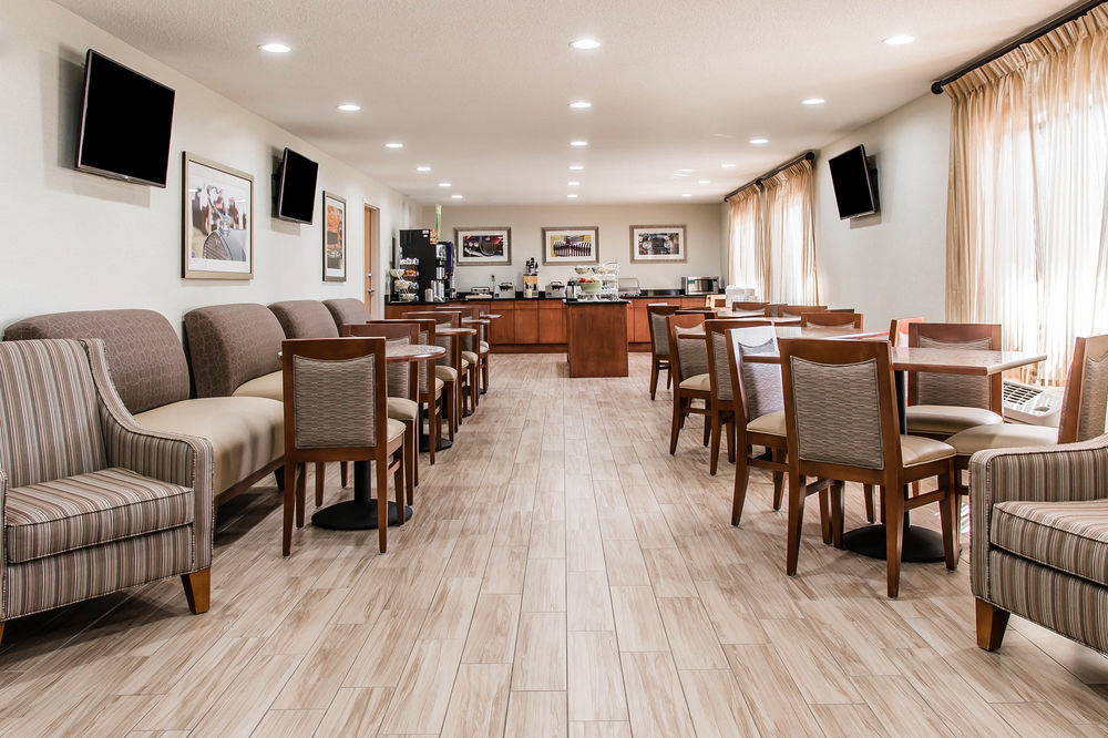 Quality Inn & Suites Warren - Detroit Esterno foto