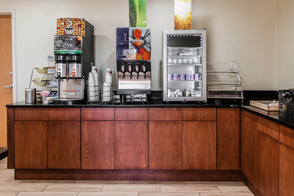 Quality Inn & Suites Warren - Detroit Esterno foto